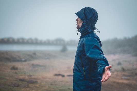🌧️ Rain Jackets: The Engineering of Waterproof Breathability